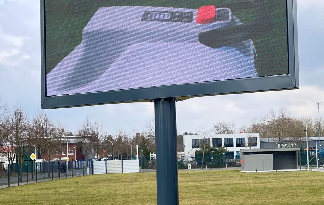 Unsere neue 8m² LED VideoWall – Mehr Sichtbarkeit, mehr Angebote, mehr Action!